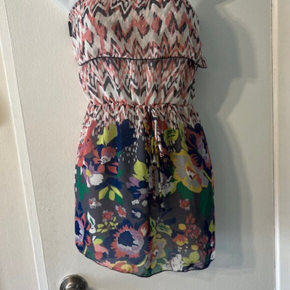 Plus Size ~ Strapless Fun Top - Picture 2 of 7